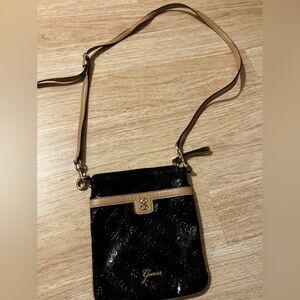 Guess crossbody. Black. Great condition